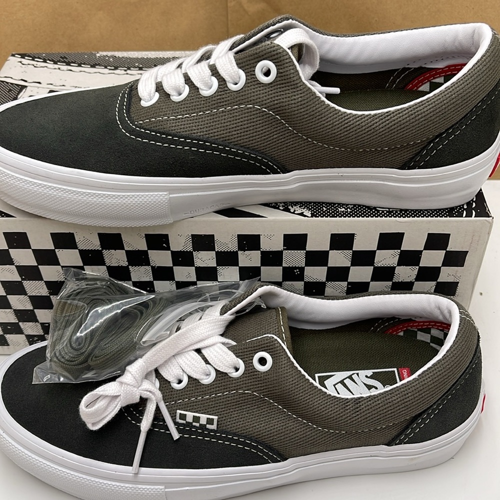Vans Men’s Skate Era Twill Grape Leaf
VN0A5FC950K
Sneake - Picture 4 of 16